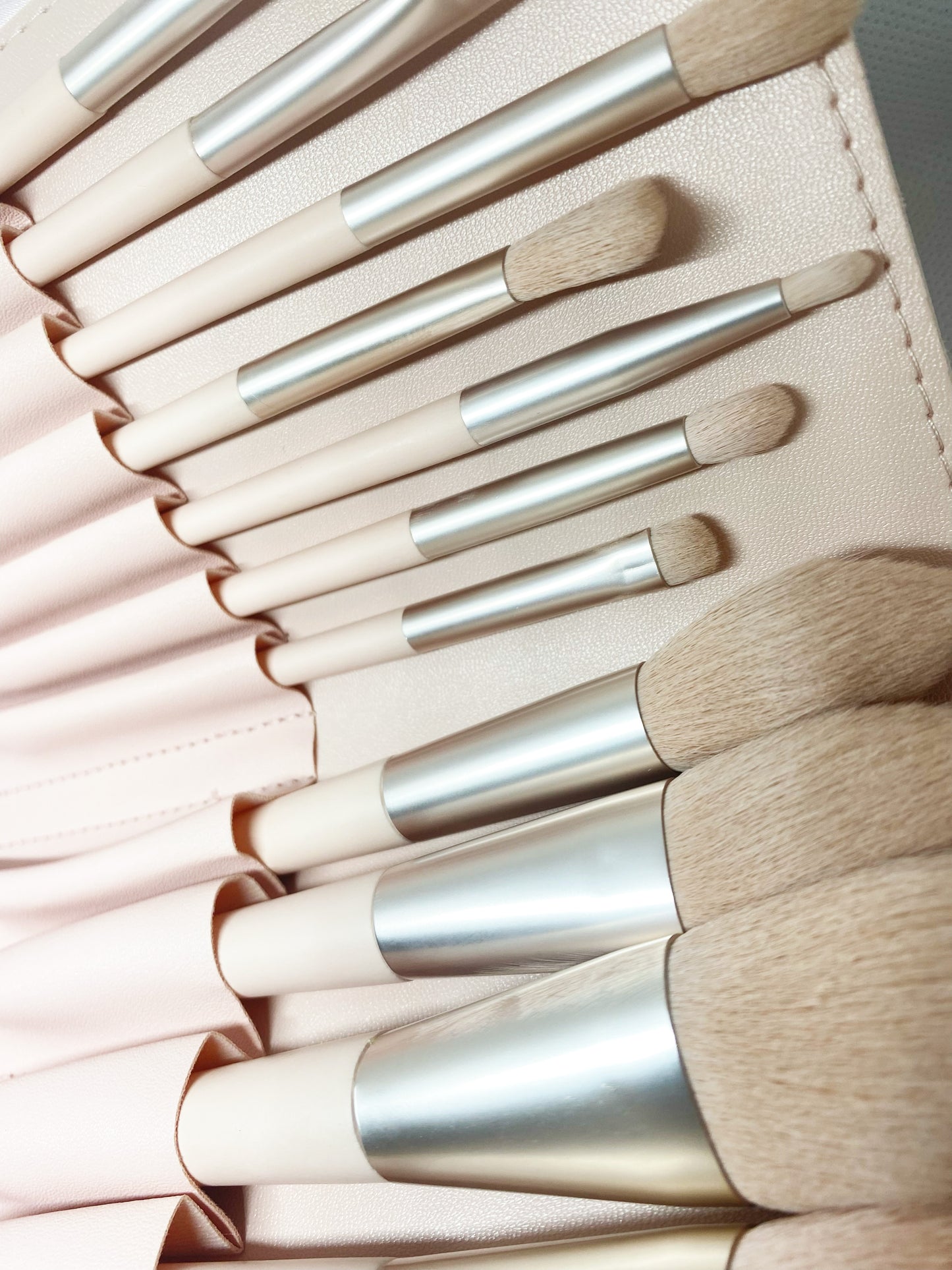 Anna- 11 Piece Makeup Brush Set