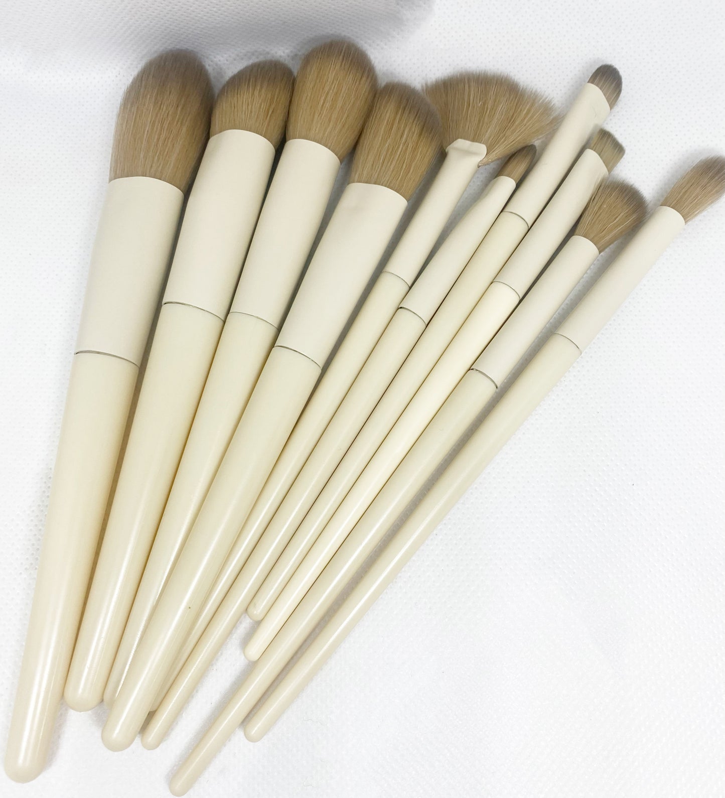 Coconut Milk- 10 Piece Makeup Brush Set