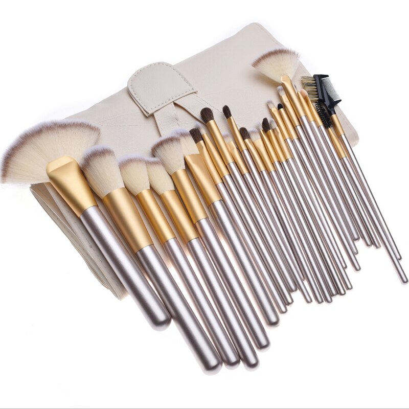 Champagne Mami - 12 Piece Makeup Brush Set