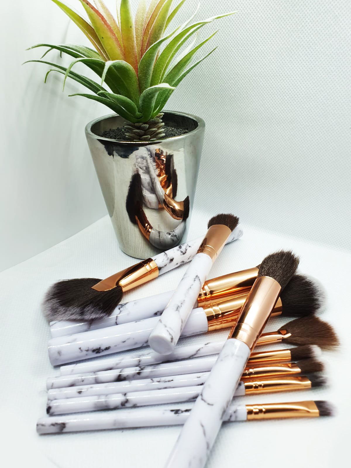 Marble- 10 Piece Makeup Brush Set