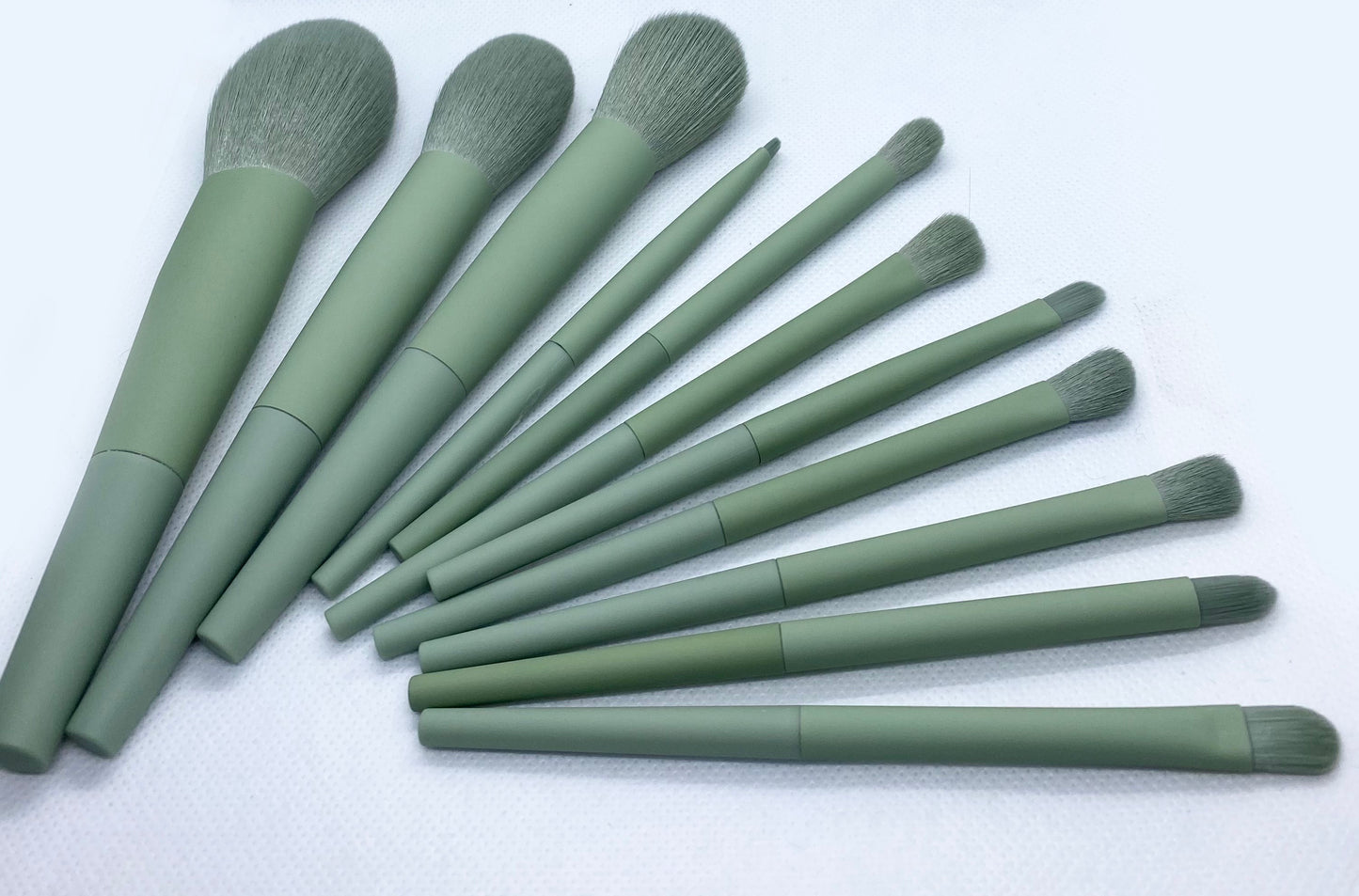 Sage Bae - 11 Piece Makeup Brush Set