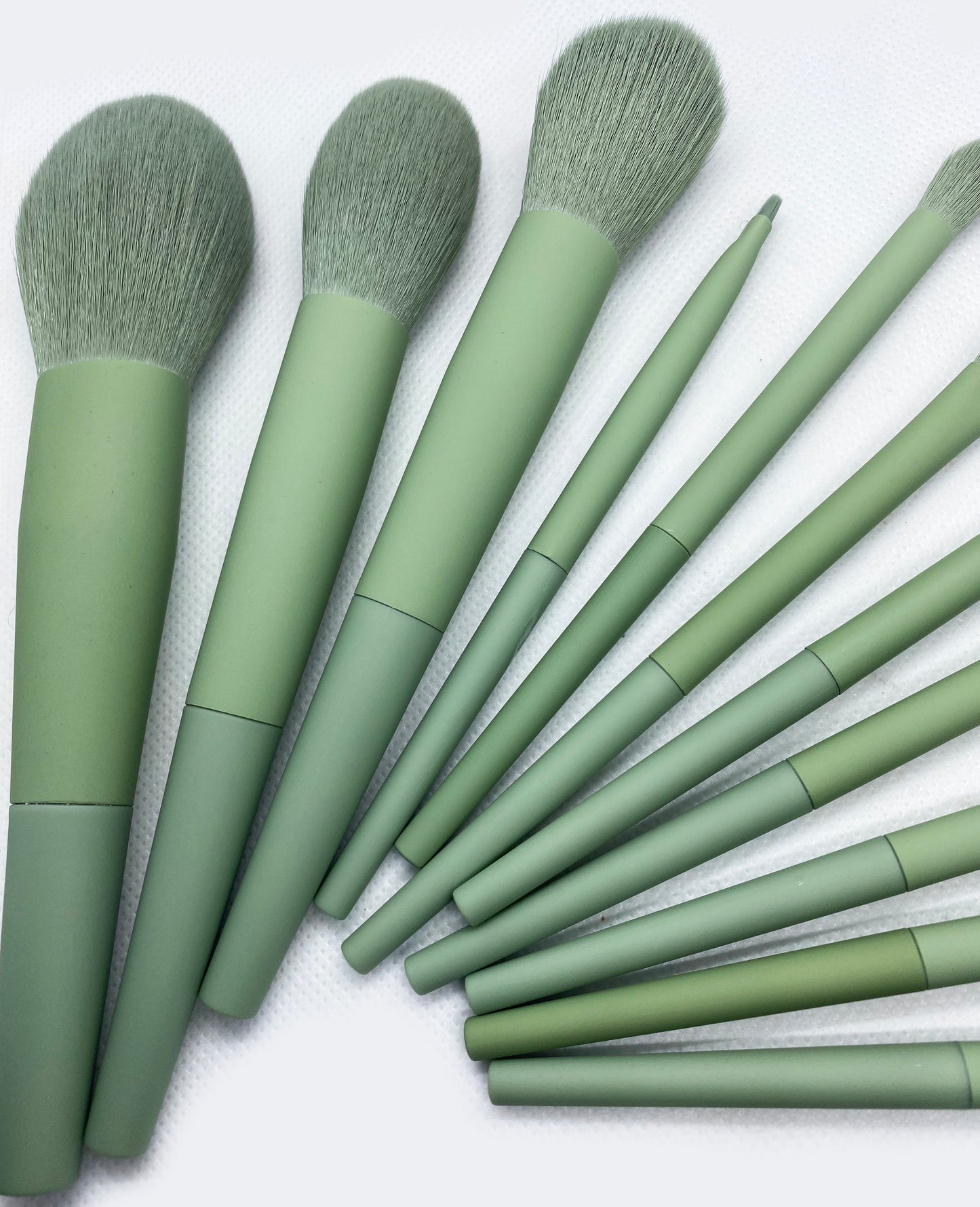 Sage Bae - 11 Piece Makeup Brush Set