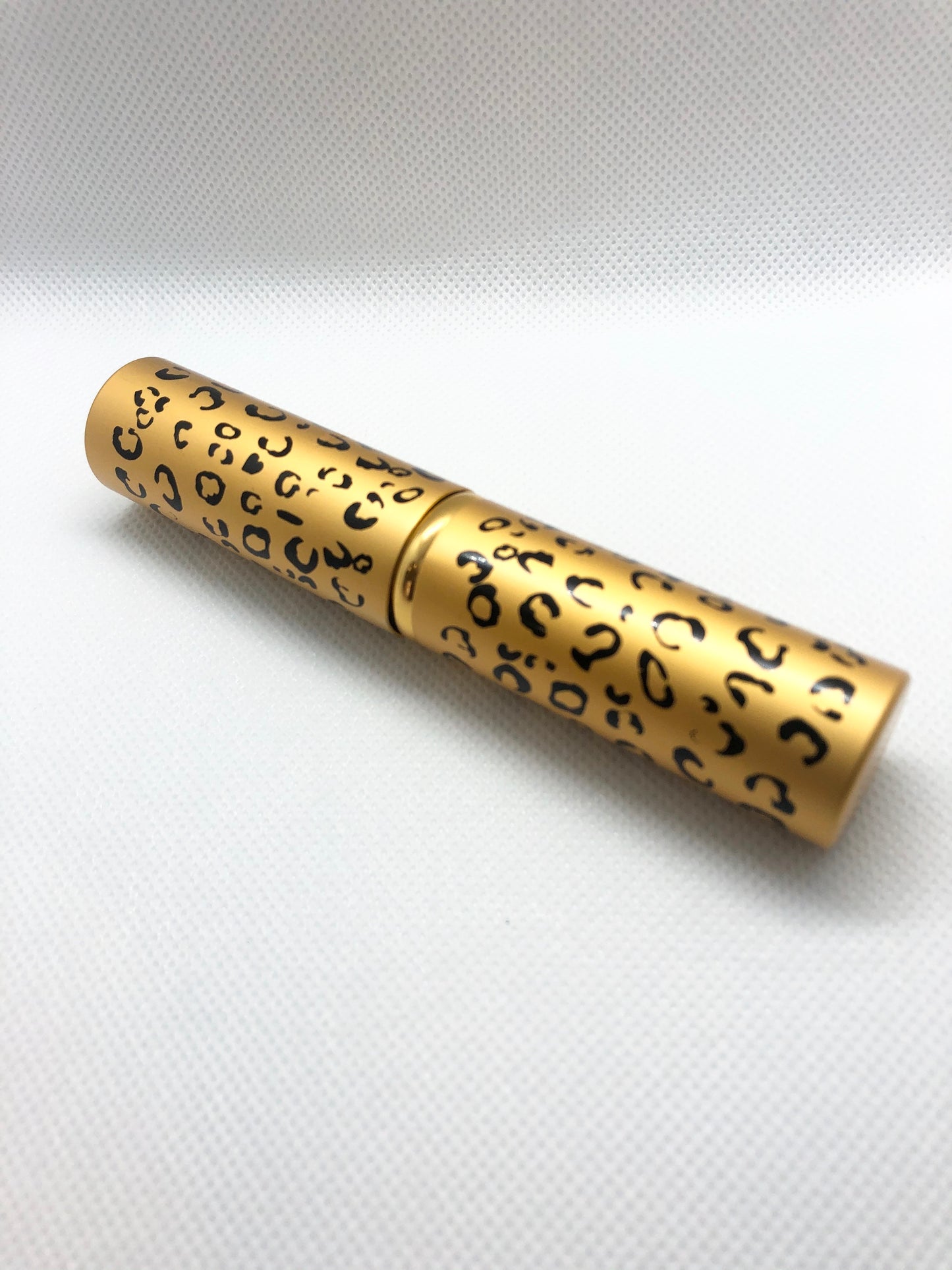 Portable (retractable) Powder Brush - Leopard Print