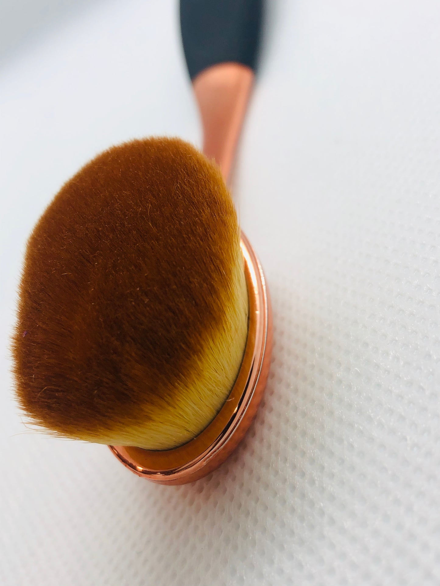 Single Oval Brush