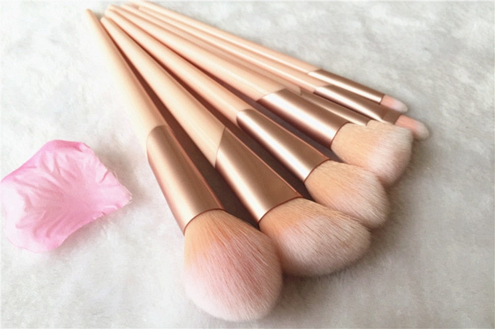 Rosa - 7 Piece Brush Set