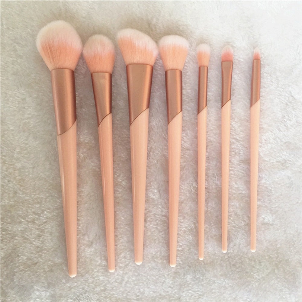 Rosa - 7 Piece Brush Set